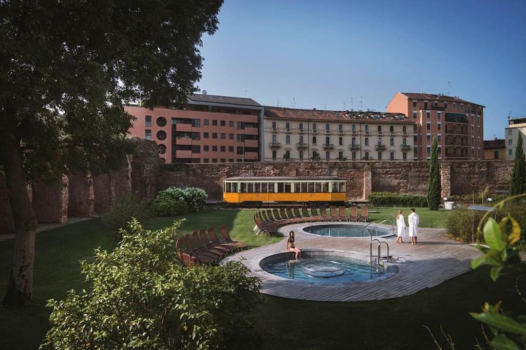 Apartamento Duomo 10 Min Luxury • Terrazzo • Wi-Fi • Netflix Milán Exterior foto